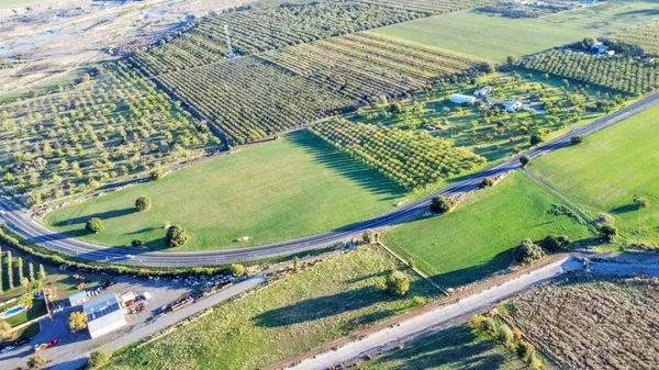 $1,149,000 | 25752 State Highway, Esparto, CA 95627