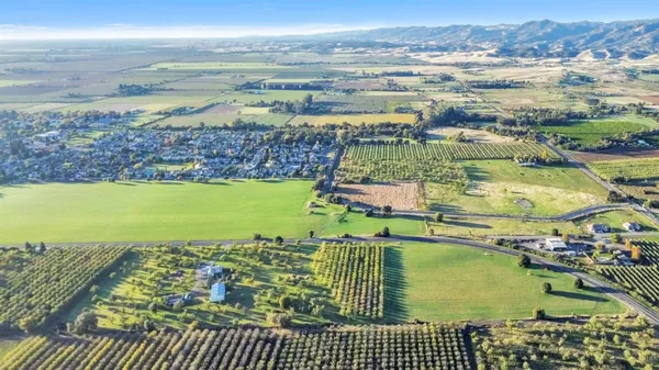 $1,149,000 | 25752 State Highway, Esparto, CA 95627