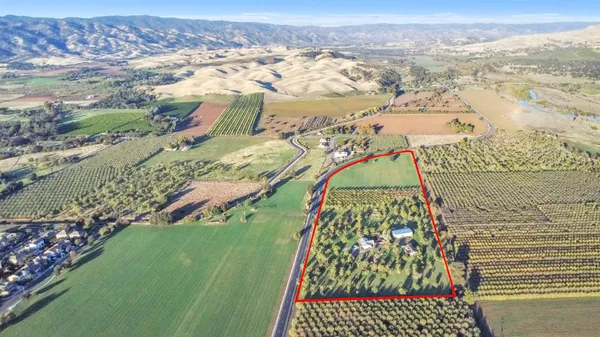 $1,149,000 | 25752 State Highway, Esparto, CA 95627