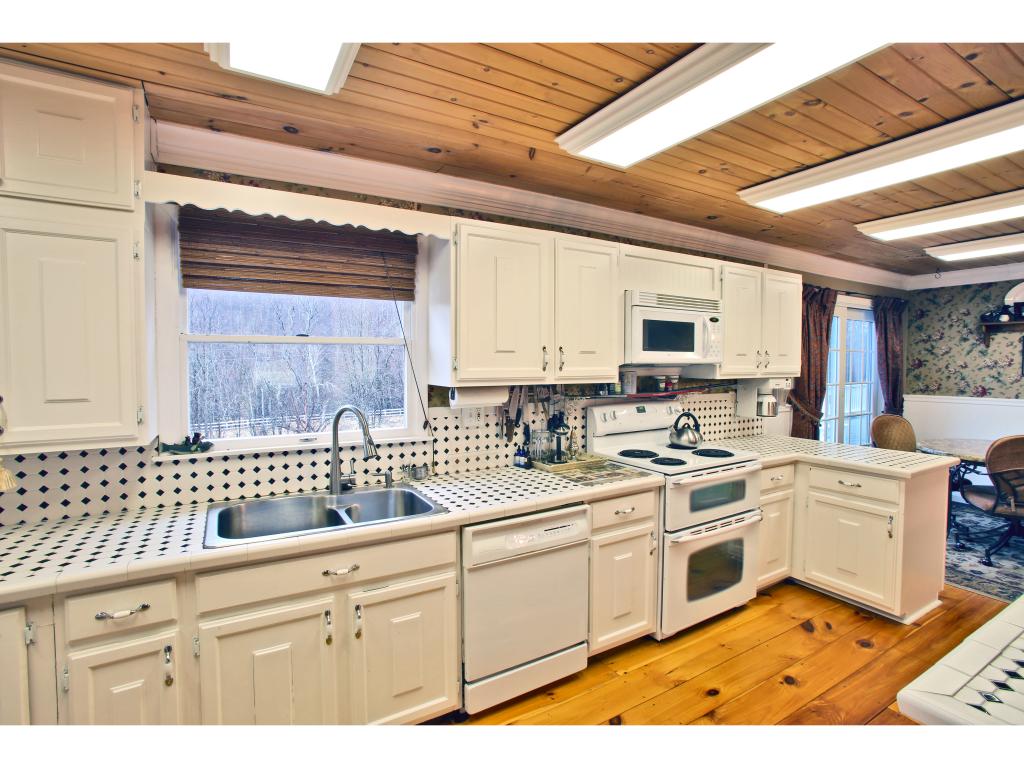 307 River Road Chittenden, VT 05763 - Photo 16 of 36