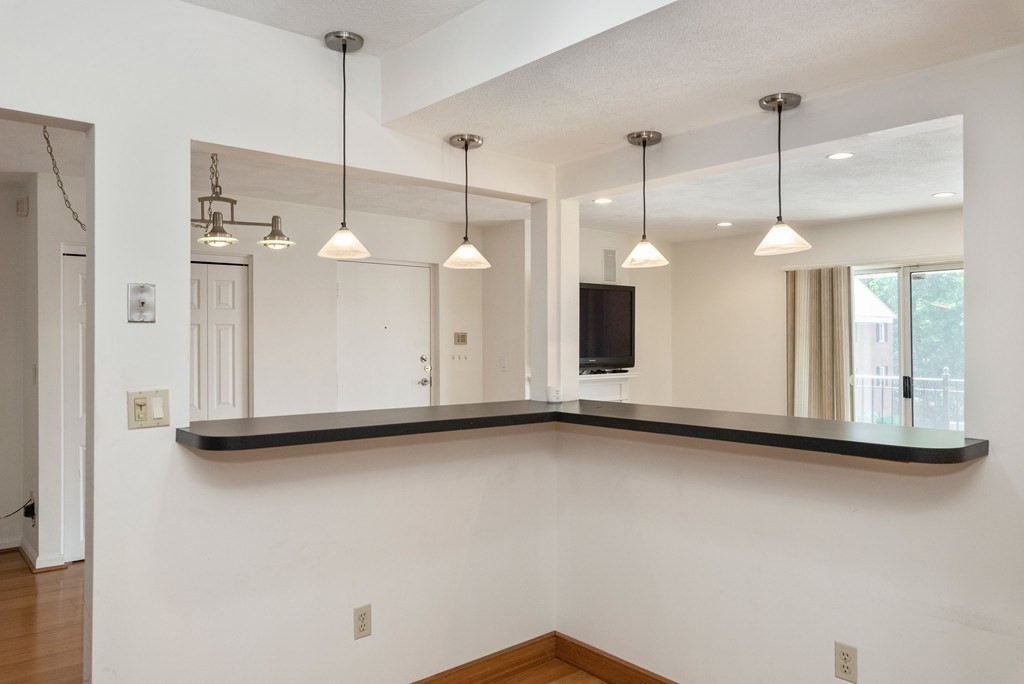 5 April Lane, Unit 31 Lexington, MA 02421 - Photo 5 of 11