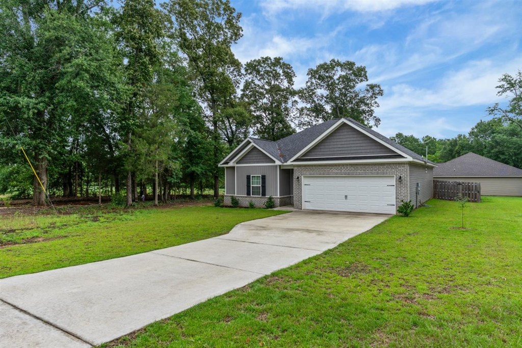 772 Geiger Road Headland, AL 36345 - Photo 2 of 26