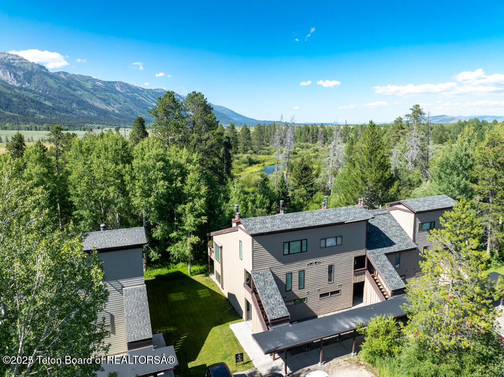 4435 Berry Drive, Unit 3611 Wilson, WY 83014 - Photo 17 of 20 DJI_0916