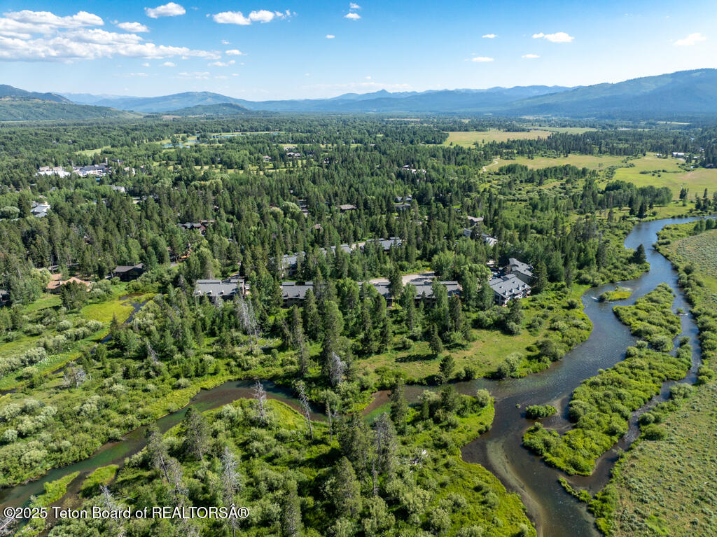 4435 Berry Drive, Unit 3611 Wilson, WY 83014 - Photo 19 of 20 DJI_0931