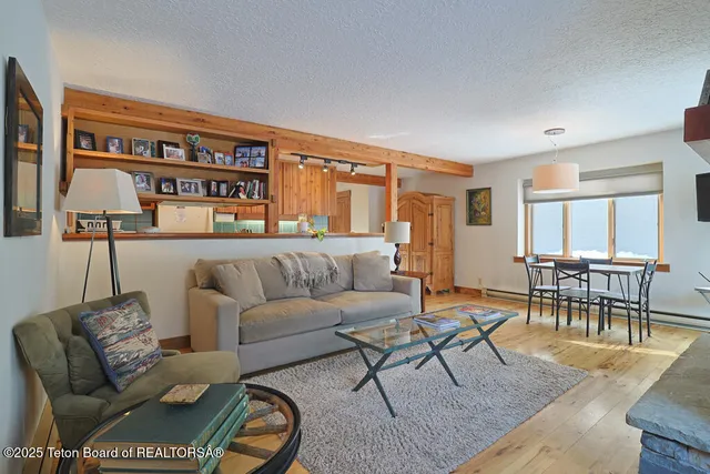 $899,000 | 4435 Berry Drive, Unit 3611, Wilson, WY 83014