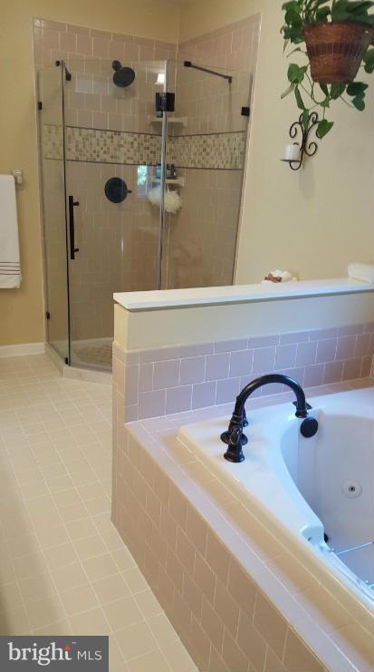 13358 Hunt Ridge Road Ellicott City, MD 21042 - Photo 18 of 30 Bath (Master)