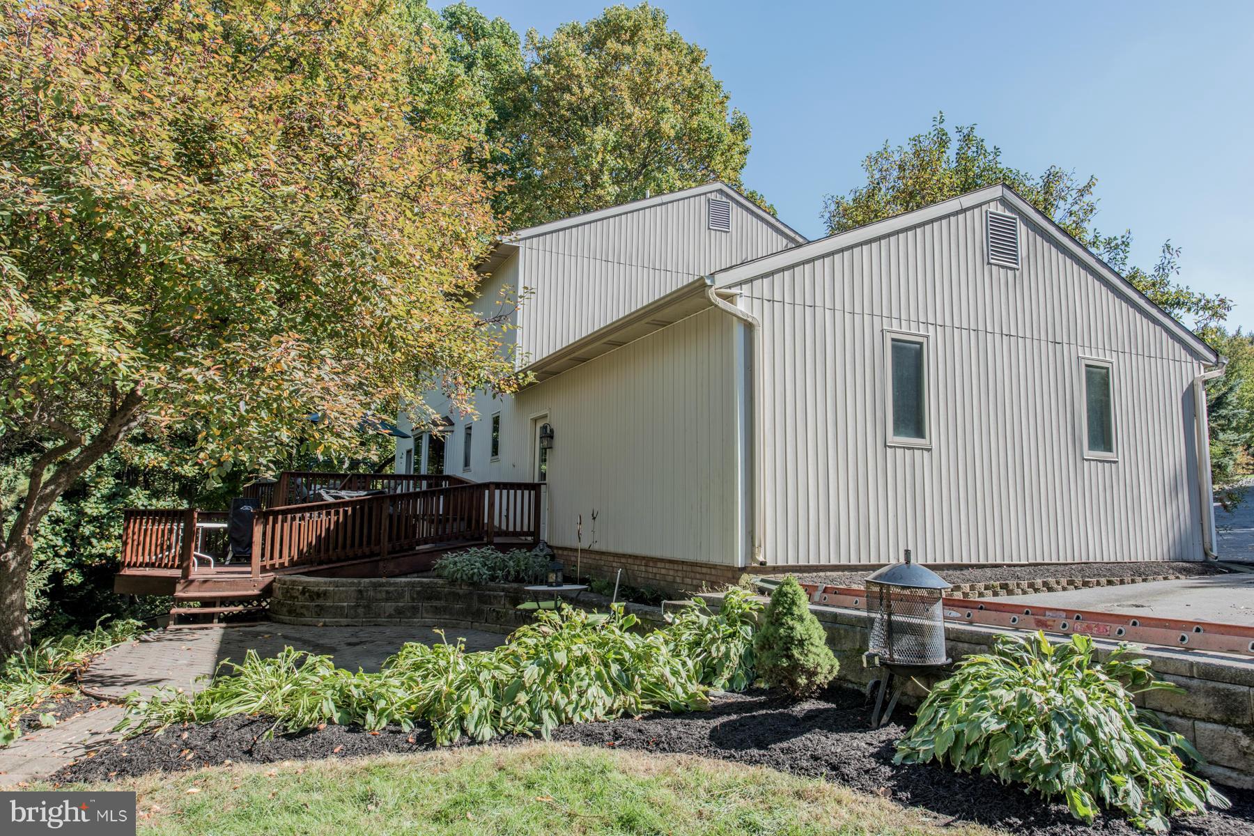 13358 Hunt Ridge Road Ellicott City, MD 21042 - Photo 29 of 30 Exterior (Rear)