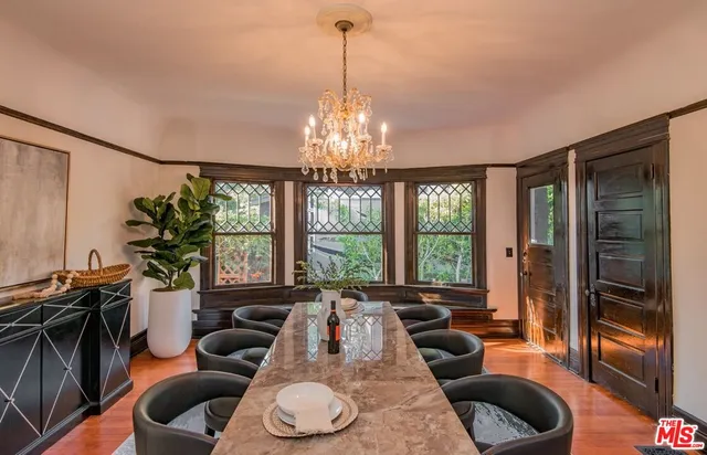 $1,549,000 | 2057 South Oxford Avenue, Los Angeles, CA 90018