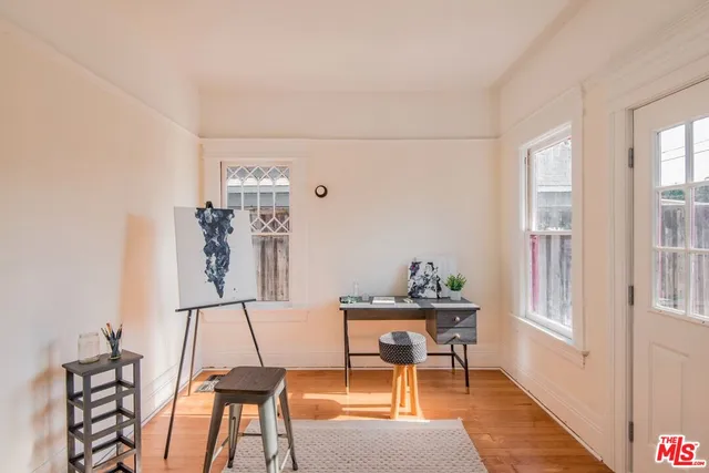 $1,549,000 | 2057 South Oxford Avenue, Los Angeles, CA 90018