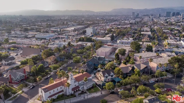 $1,549,000 | 2057 South Oxford Avenue, Los Angeles, CA 90018