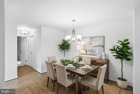 $195,000 | 13205 Dairymaid Drive, Unit 101, Germantown, MD 20874