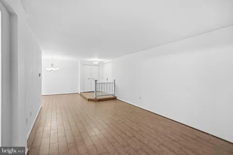 $195,000 | 13205 Dairymaid Drive, Unit 101, Germantown, MD 20874