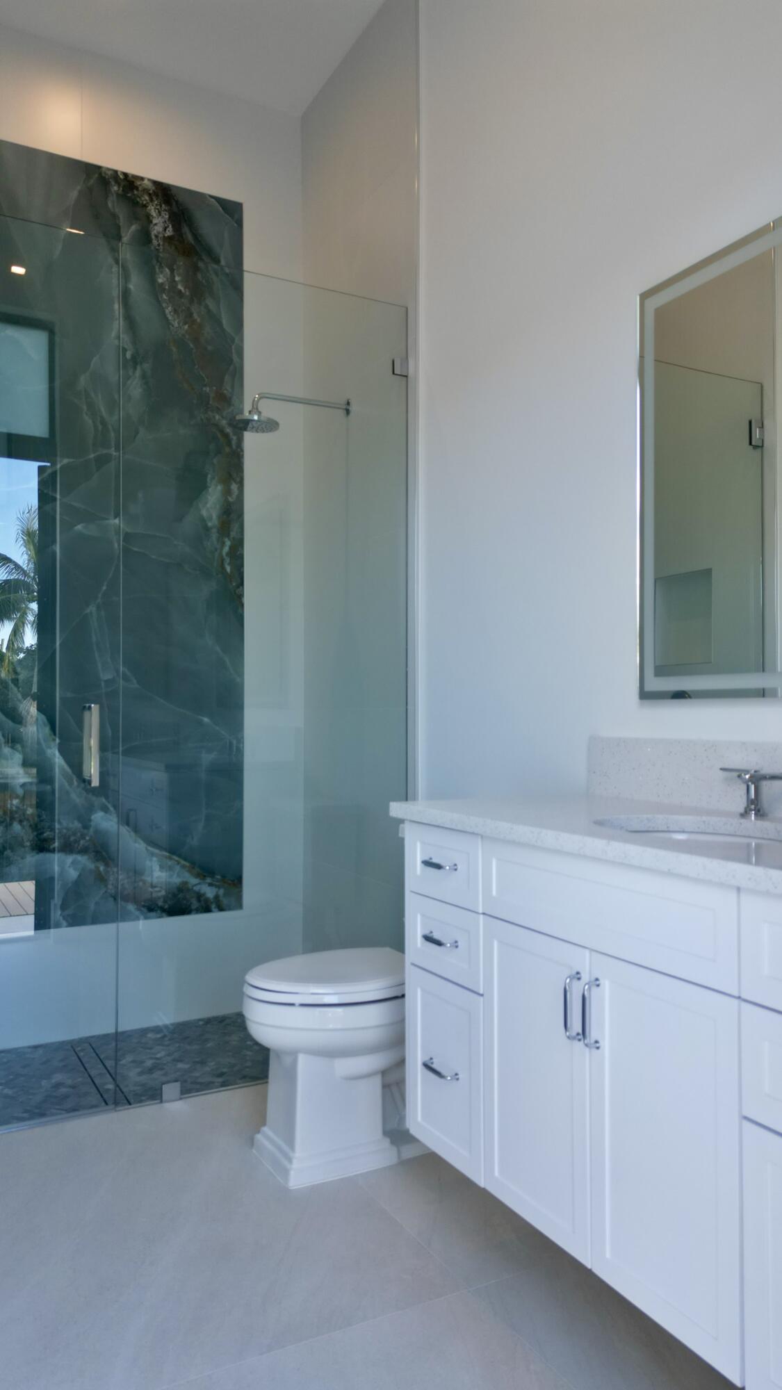 11331 Avery Road Palm Beach Gardens, FL 33410 - Photo 61 of 110 Cabana bath