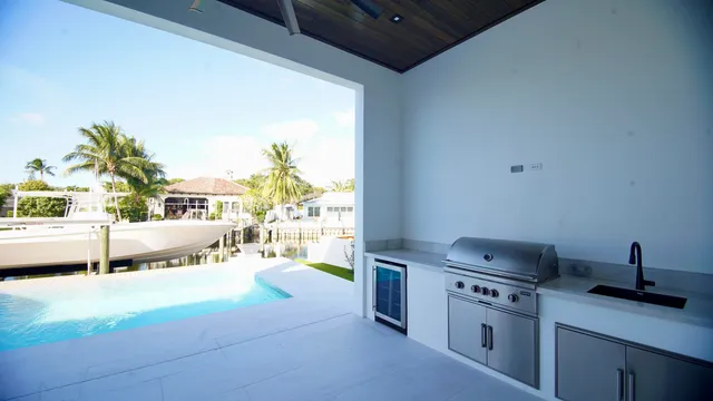 $7,500,000 | 11331 Avery Road, Palm Beach Gardens, FL 33410