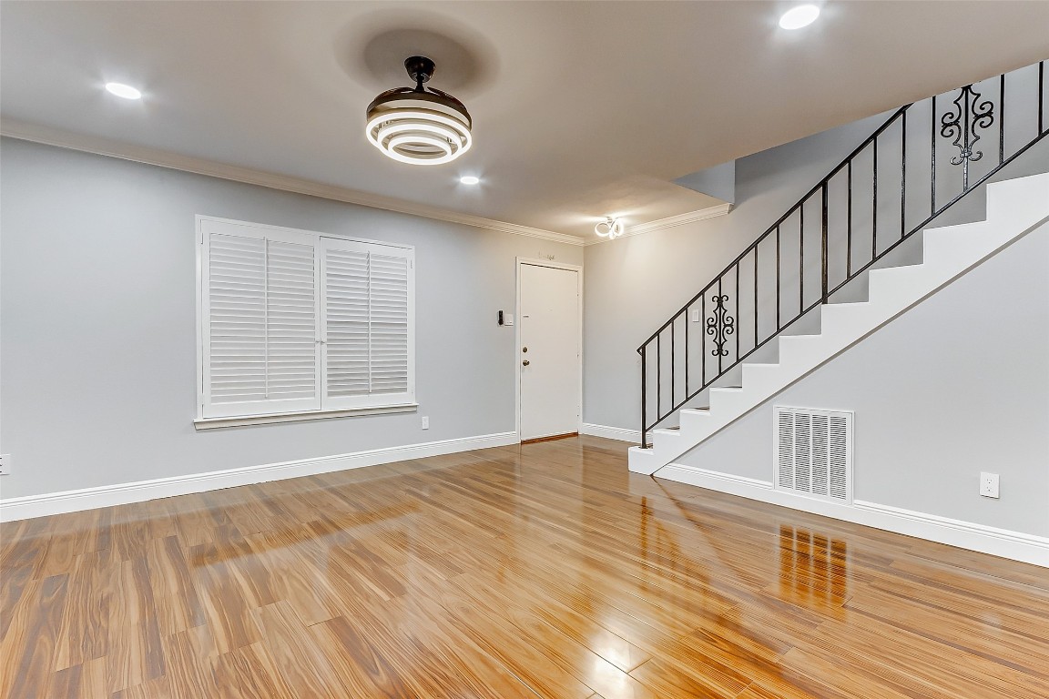 7600 Burgoyne Road, Unit 159 Houston, TX 77063 - Photo 2 of 40