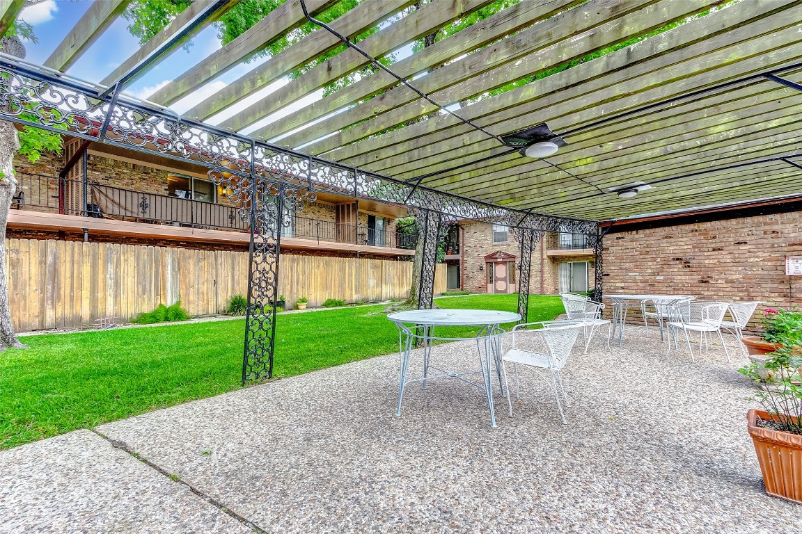 7600 Burgoyne Road, Unit 159 Houston, TX 77063 - Photo 31 of 40