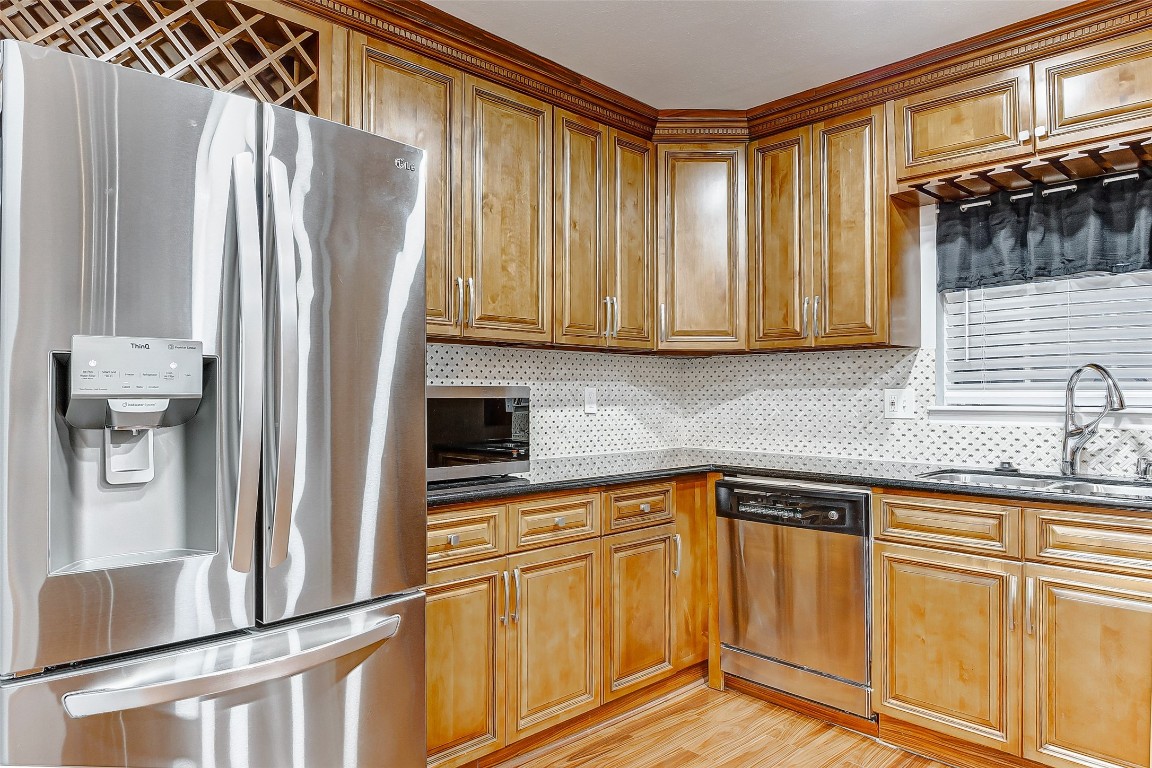 7600 Burgoyne Road, Unit 159 Houston, TX 77063 - Photo 7 of 40