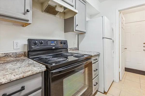 $999 | 8212 Sam Rayburn Drive, Unit 3, Austin, TX 78753