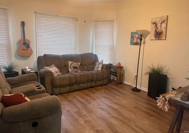 $175,000 | 207 Grant Street, Royal Center, IN 46978