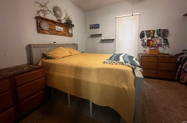 $175,000 | 207 Grant Street, Royal Center, IN 46978