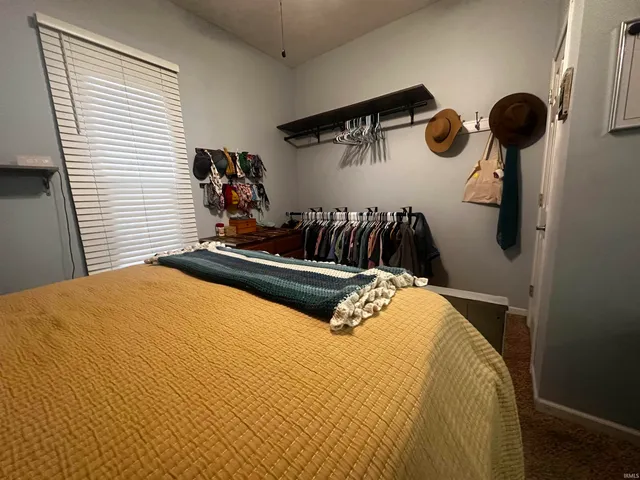 $175,000 | 207 Grant Street, Royal Center, IN 46978