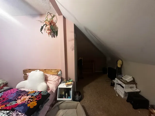 $175,000 | 207 Grant Street, Royal Center, IN 46978