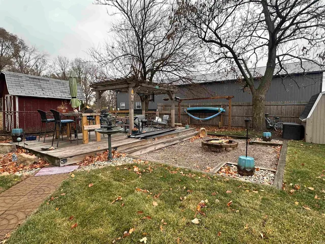 $175,000 | 207 Grant Street, Royal Center, IN 46978