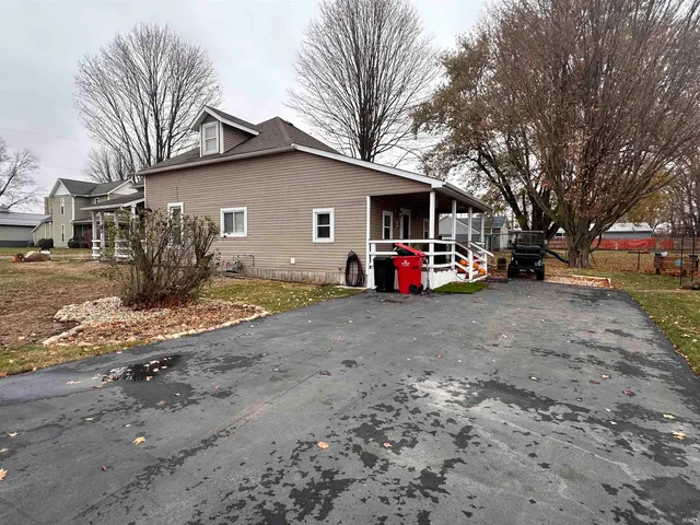 $175,000 | 207 Grant Street, Royal Center, IN 46978