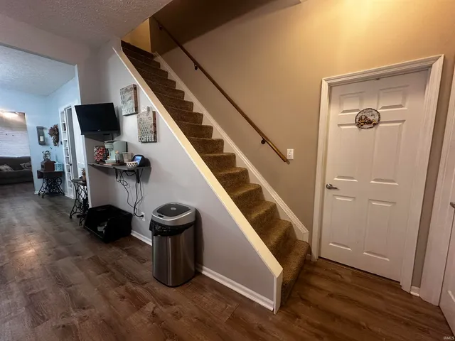 $175,000 | 207 Grant Street, Royal Center, IN 46978