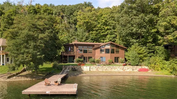 $1,475,000 | 9989 East Bluff Drive, Jerusalem, NY 14527