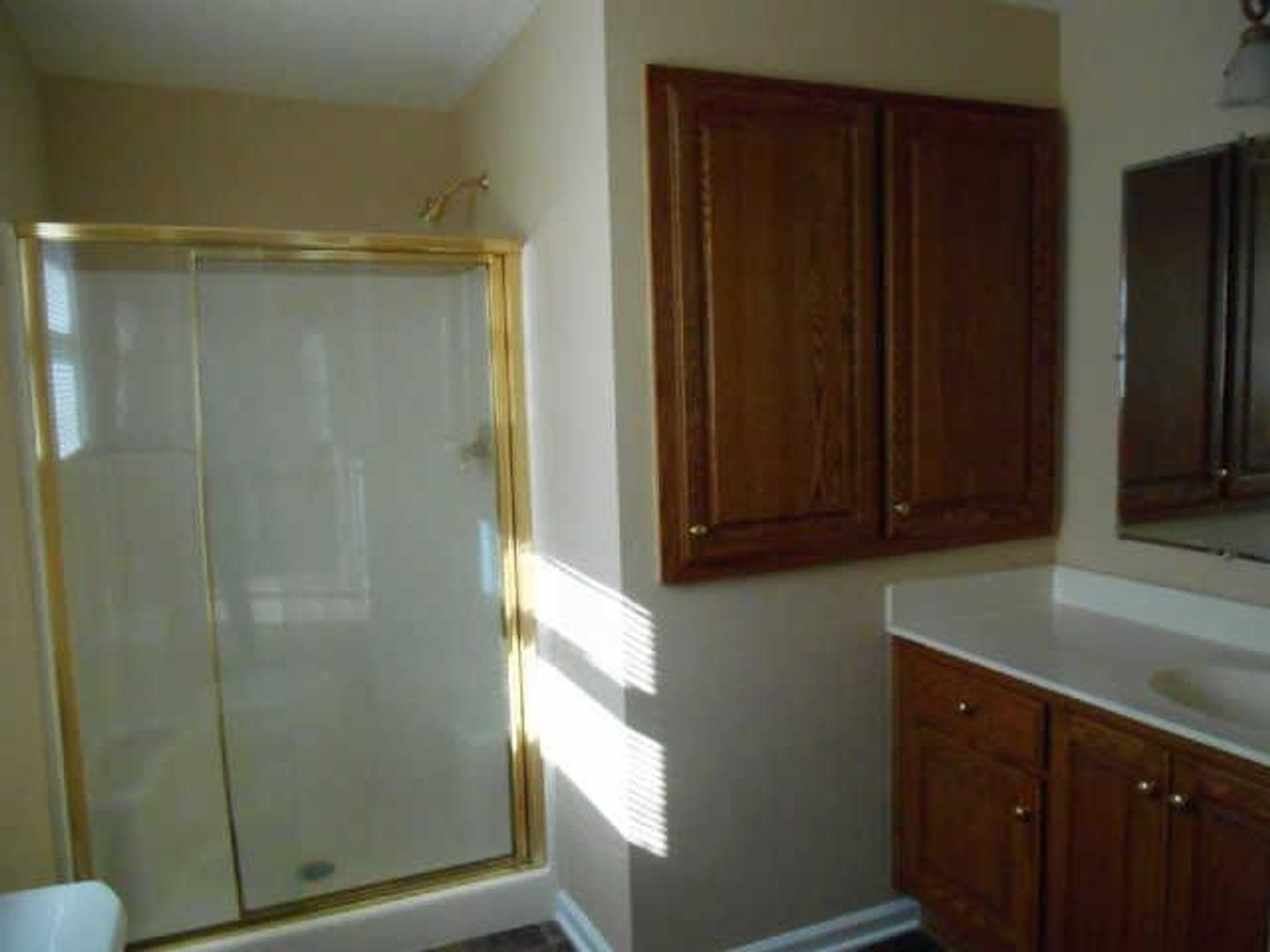 3101 Curd Road Mount Juliet, TN 37122 - Photo 9 of 14 a bathroom with a shower and a sink