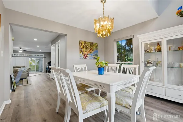 $550,000 | 5 Ardsley Square, Sayreville, NJ 08859