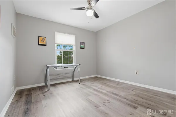 $550,000 | 5 Ardsley Square, Sayreville, NJ 08859