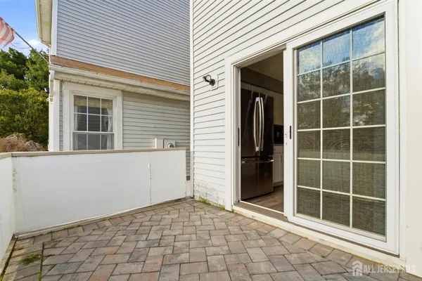 $550,000 | 5 Ardsley Square, Sayreville, NJ 08859