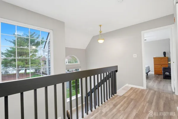 $550,000 | 5 Ardsley Square, Sayreville, NJ 08859