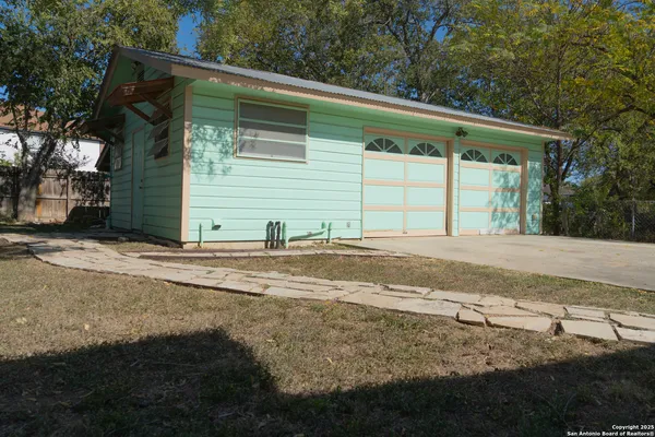 $1,650 | 4707 Erin Boulevard, San Antonio, TX 78217