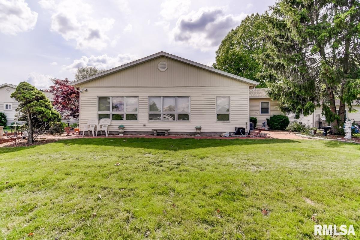 20 Red Oak Lane Springfield, IL 62712 - Photo 8 of 10