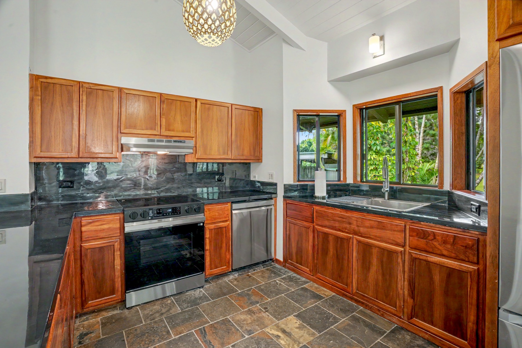 4470 A Wailapa Road Kilauea, HI 96754 - Photo 13 of 30