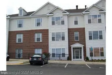 $1,950 | 621-103 Cobblestone Boulevard, Unit 103, Fredericksburg, VA 22401
