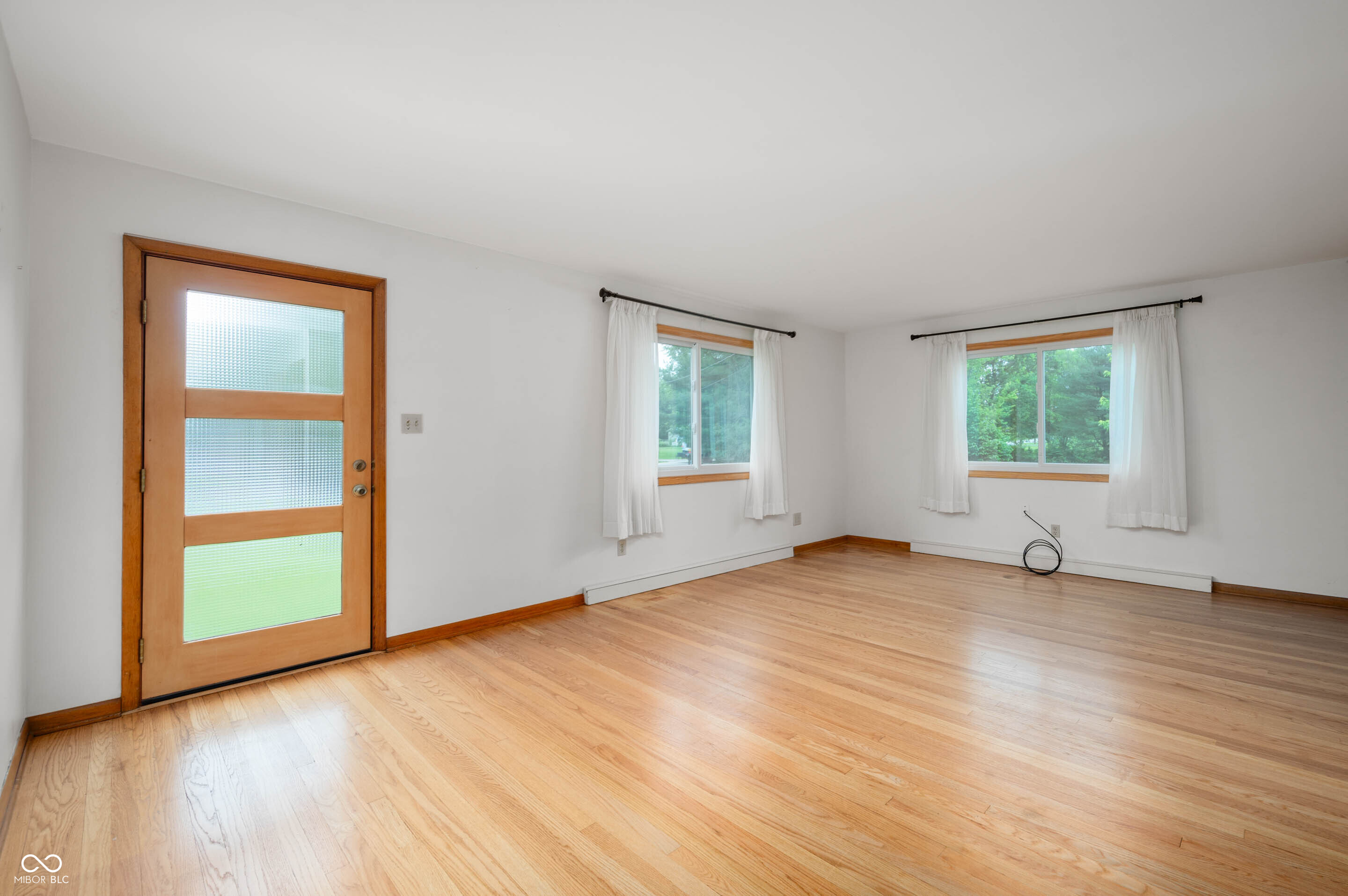 1218 South Hunter Road Indianapolis, IN 46239 - Photo 6 of 20 Gallery Image 6