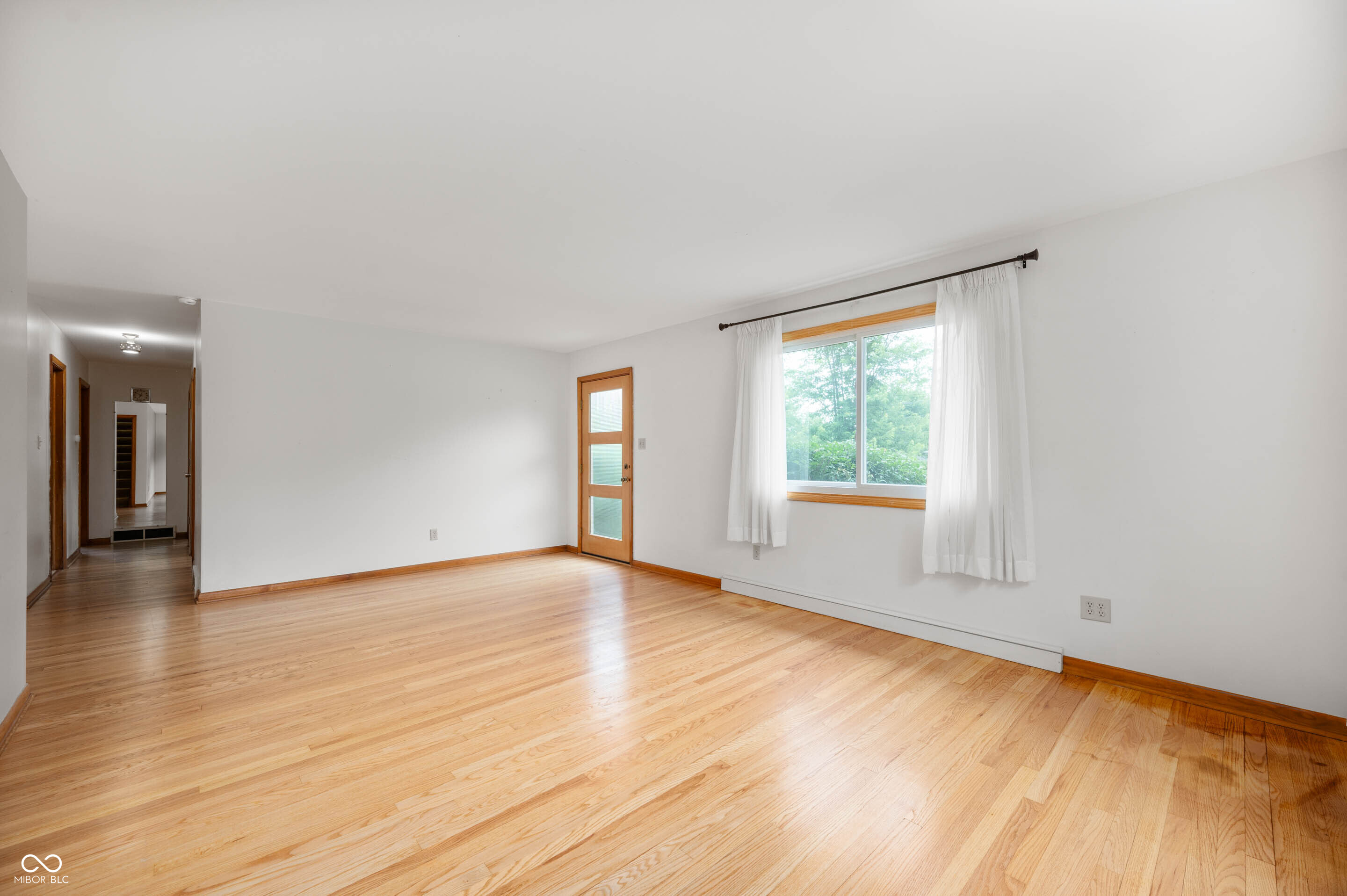 1218 South Hunter Road Indianapolis, IN 46239 - Photo 7 of 20 Gallery Image 7