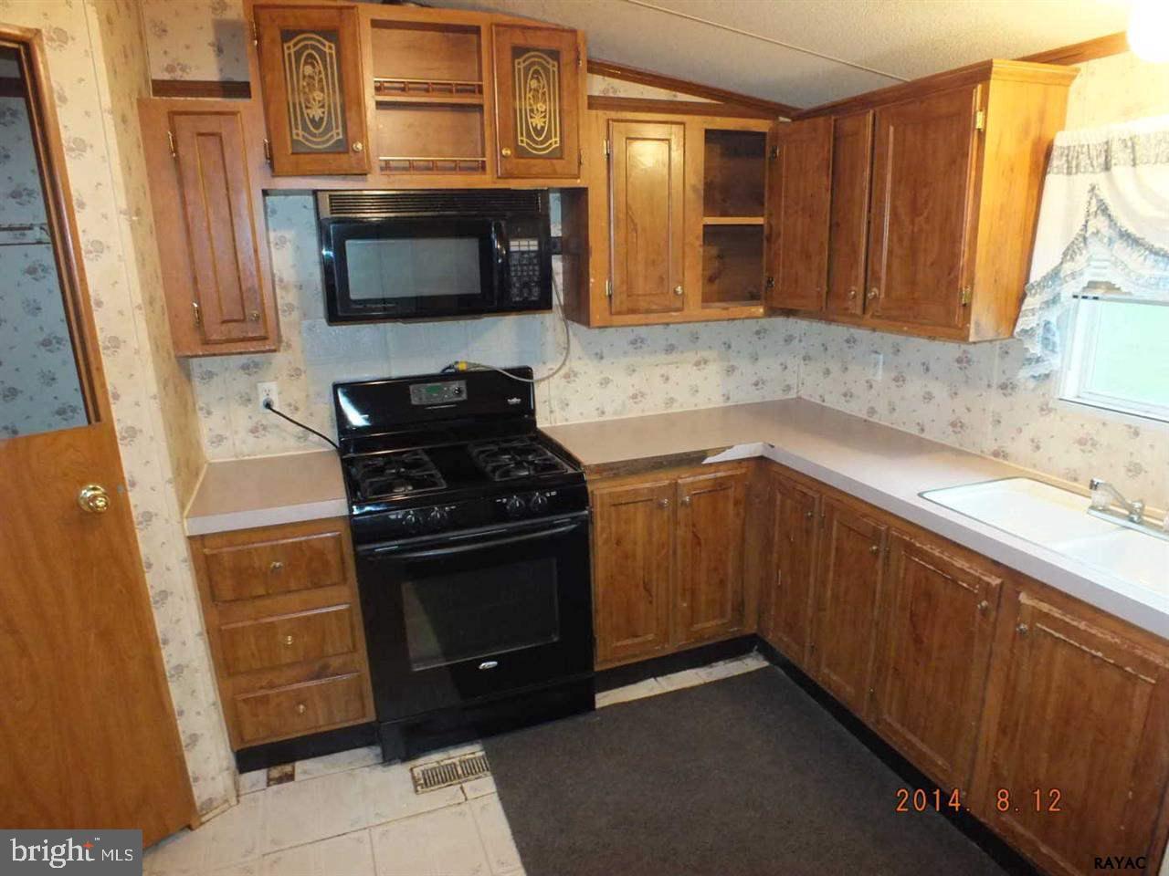 2192 Windsor Road Windsor, PA 17366 - Photo 4 of 16