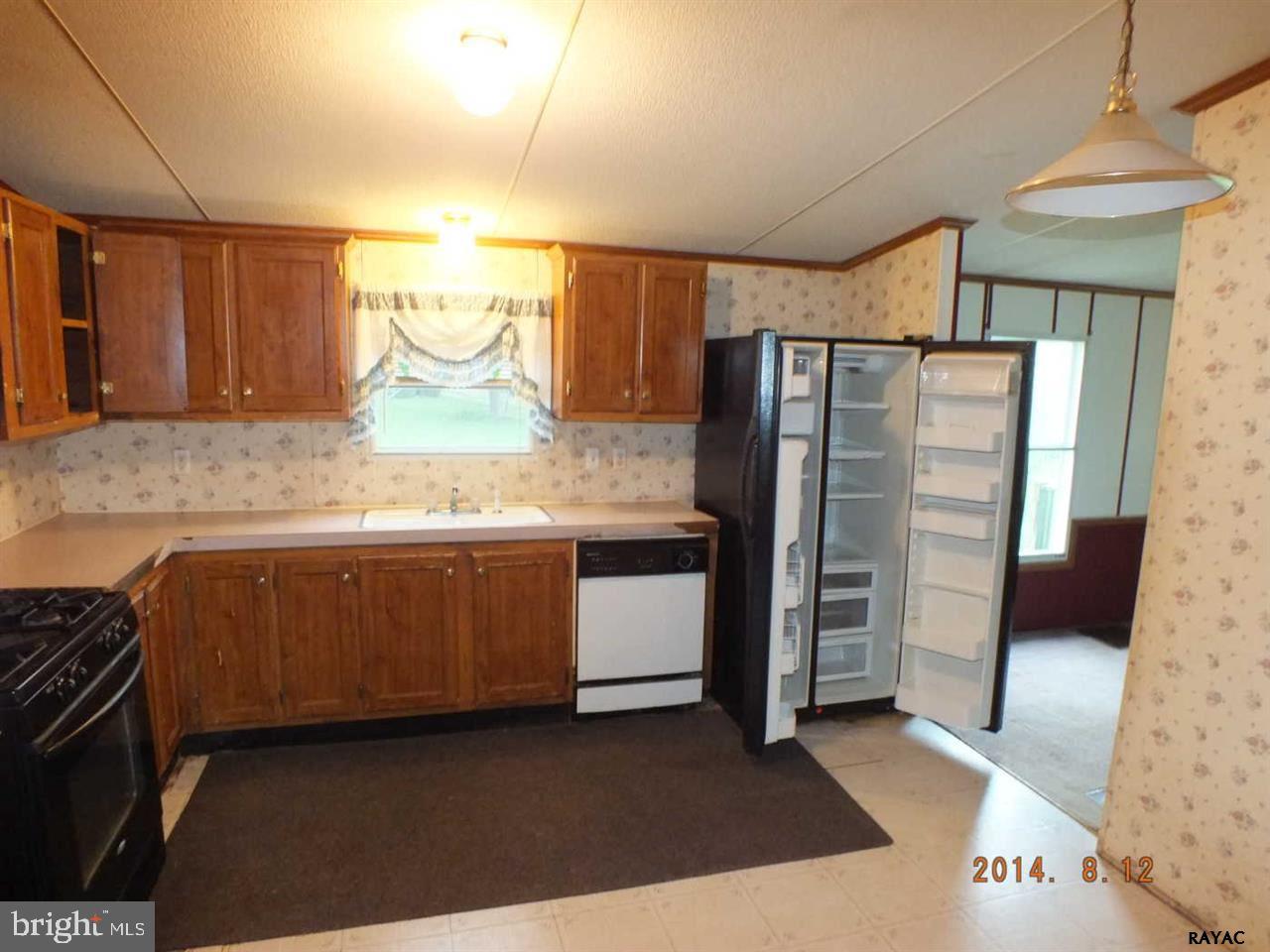 2192 Windsor Road Windsor, PA 17366 - Photo 5 of 16