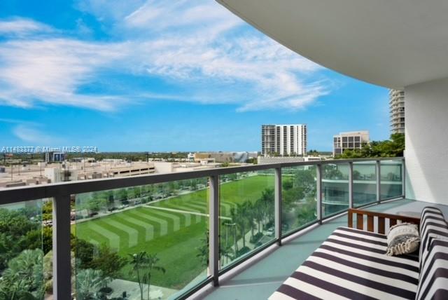 3301 Northeast 1st Ave Unit H0807  