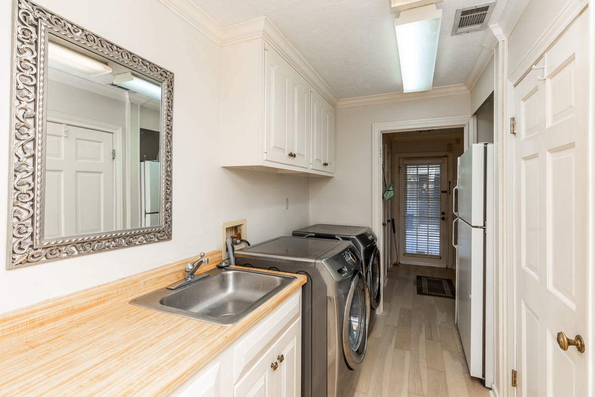 12 Bayou Bend Place Beaumont, TX 77706 - Photo 17 of 35