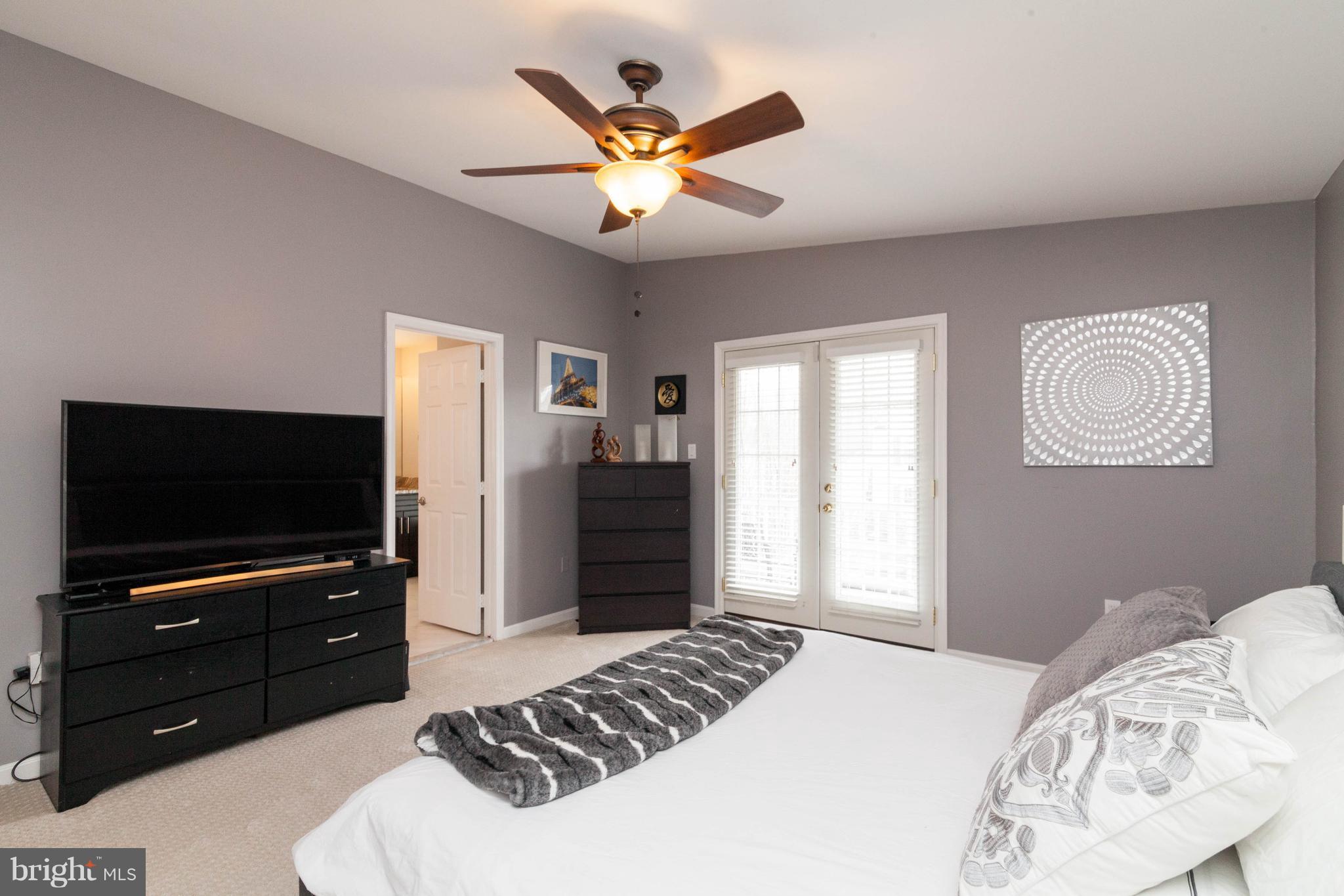 6586 Forsythia Street Springfield, VA 22150 - Photo 4 of 30 Bedroom (Master)