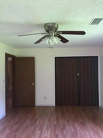 $2,150 | 10451 County Road 909, Alvin, TX 77511