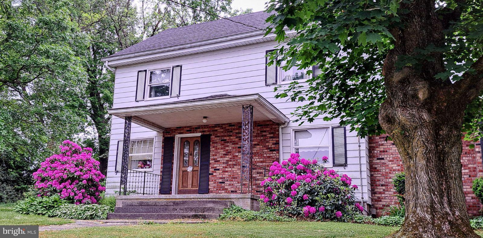 830 Stauffers Church Road Palmyra, PA 17078 - Photo 4 of 53 Spring time! View of covered Front Porch
