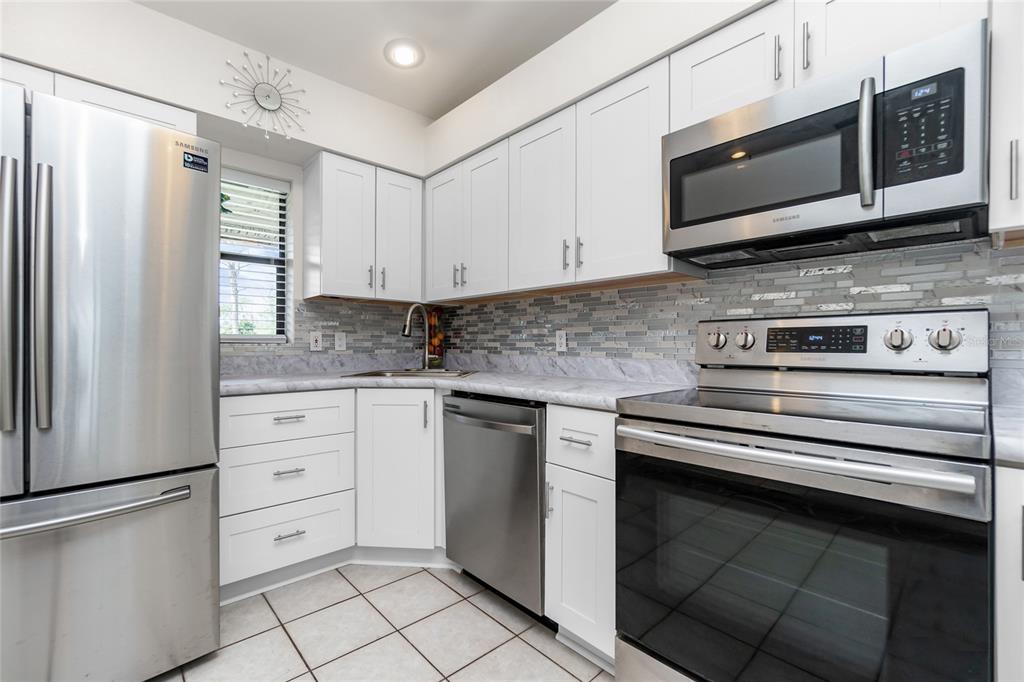 4260 Placida Road, Unit 9B Englewood, FL 34224 - Photo 7 of 45 Gallery Image 7