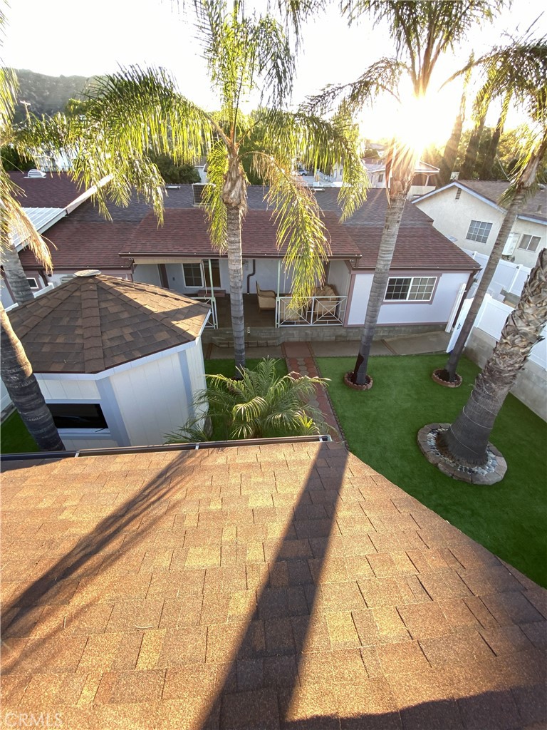 10535 Samoa Avenue Tujunga, CA 91042 - Photo 2 of 25 a front view of a house with garden